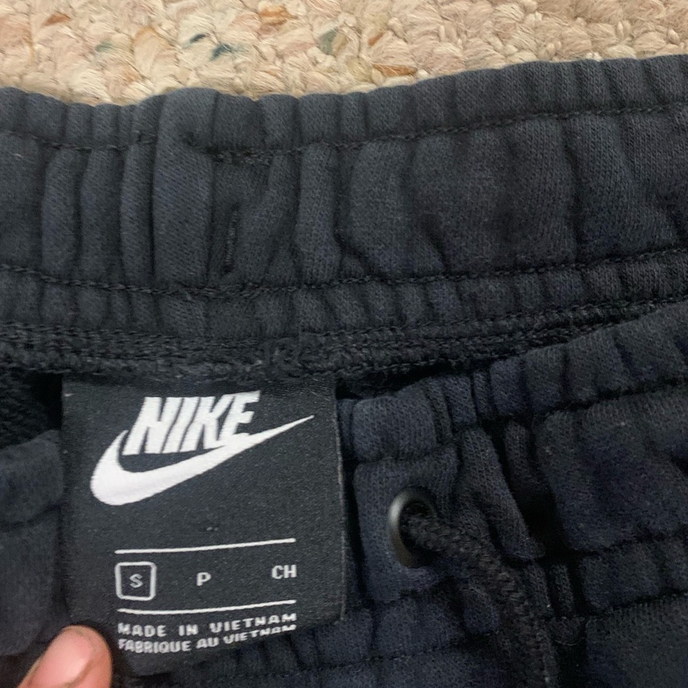 Nike Sportswear Women’s Jogger Sweatpants Size Small EUC - Picture 3 of 3